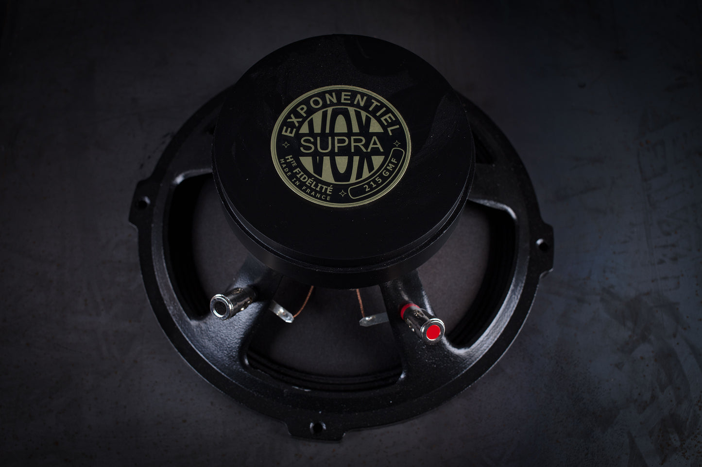 215 GMF Tieftöner 40W / 96dB / 8 Ohm